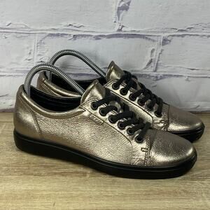 ECCO Soft Metallic Gold Leather Casual Sneakers EU 38 US 7-7.5 Lace-Up Bronze